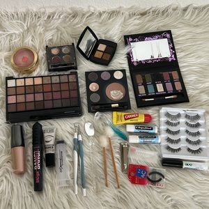 Makeup bundle